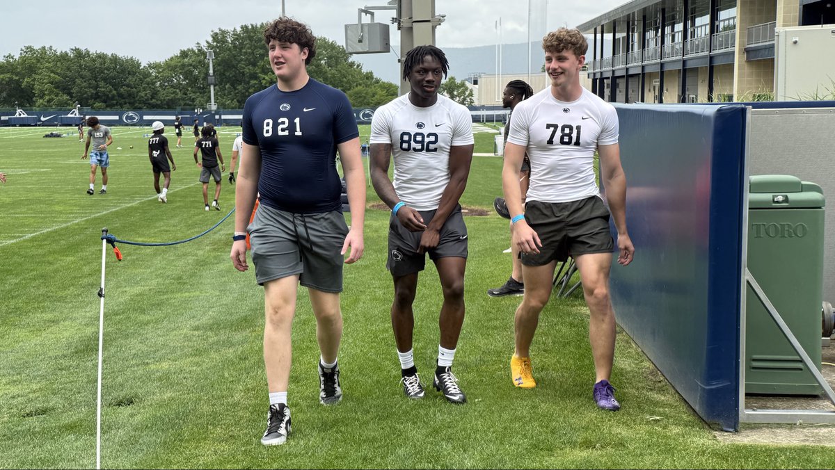 iMni4u's tweet image. My ☀️’s today in Happy Valley! #weare #family
@LaytonvonBrandt @Jahsiear3Rogers @EdgevonBrandt