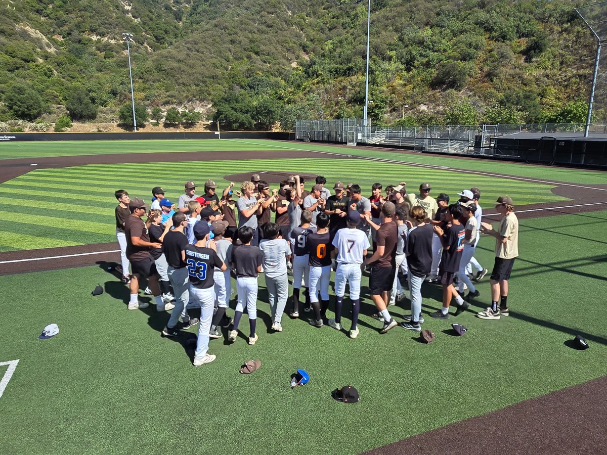 SFKnightsBB's tweet photo. Day 3 of St. Francis Baseball Camp is complete! ⚾️ Kids are developing, having fun, and bringing great energy. One more day to finish strong. Let’s go, Knights!
Thanks to the High School kids for helping!
#GoKnights #SFBaseball #PlayerDevelopment
@SFHSLaCanadaCA @AthleticsSFHS https://t.co/OsR67dZrHV