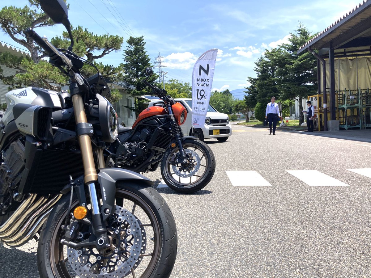 トピーファスナー様で展示会です
暑い🫠熱い🫠アツイ…