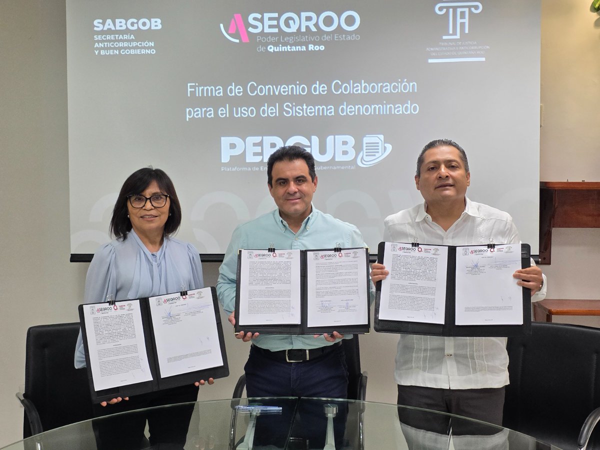 TJAAQRoo's tweet photo. En un acto que refuerza el compromiso con la transparencia y el buen gobierno, el @TJAAQRoo firmó un convenio de colaboración con la @SABGOBQRoo y la #ASEQROO para la implementación de la Plataforma de Entrega Recepción Gubernamental (PERGUB). https://t.co/ankr2XkkYD