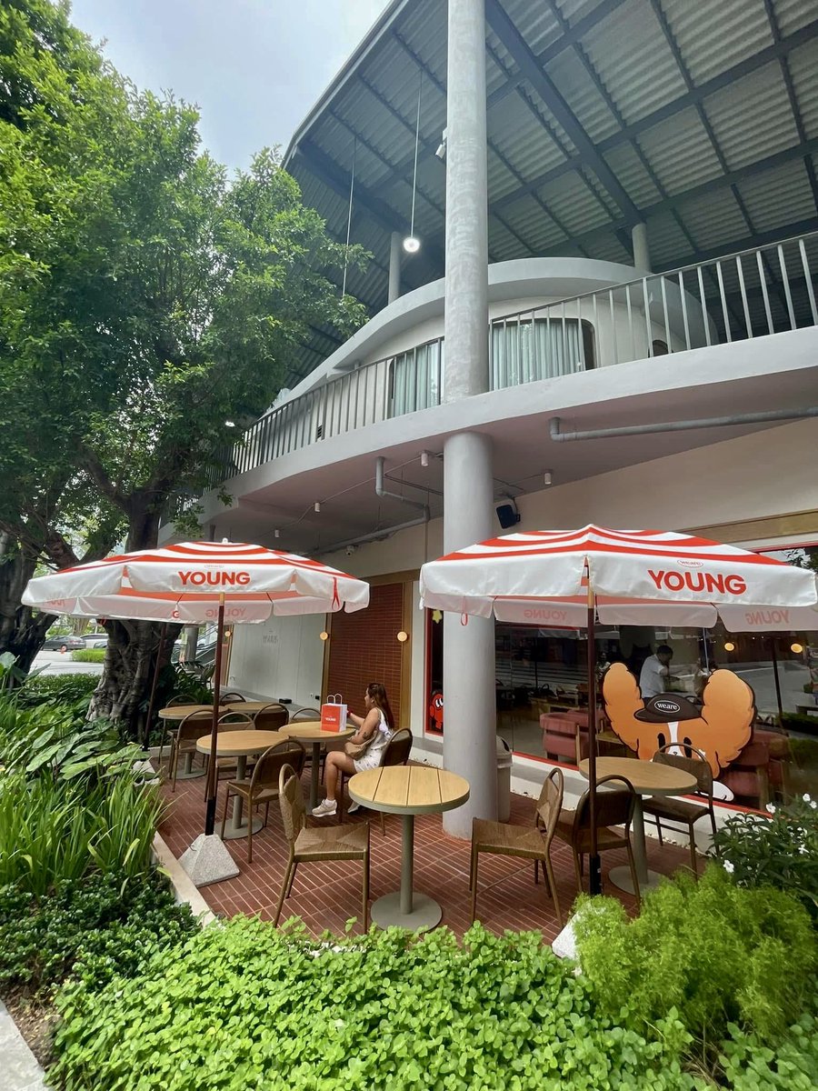 Missing Thailand..Back to reality after a week of vacation.

#WeAreYoungCafe
#MewTul