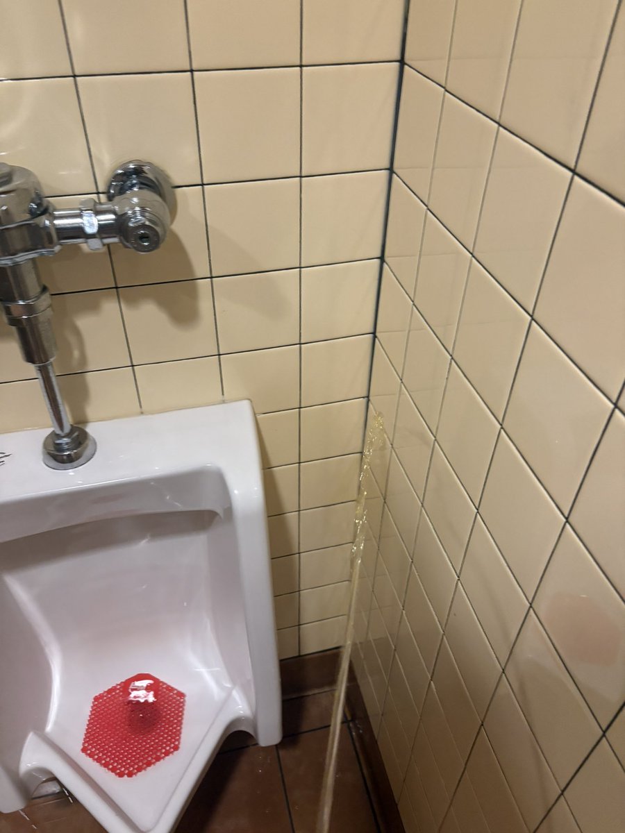 cs_moneyshot69's tweet image. Is this the dagger #bangout