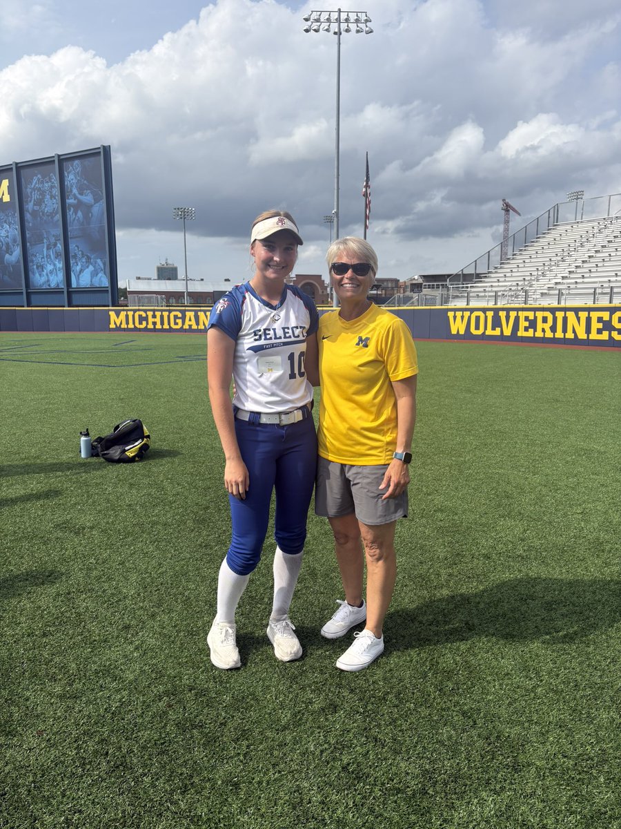 SelectFp18ua (@sfp18ua) on Twitter photo Hayden Bush was able to showcase her talents at the University of Michigan the last 2 days!
<a href="/hayden103108/">Hayden Bush</a> Hayden Bush was able to showcase her talents at the University of Michigan the last 2 days!
<a href="/hayden103108/">Hayden Bush</a>