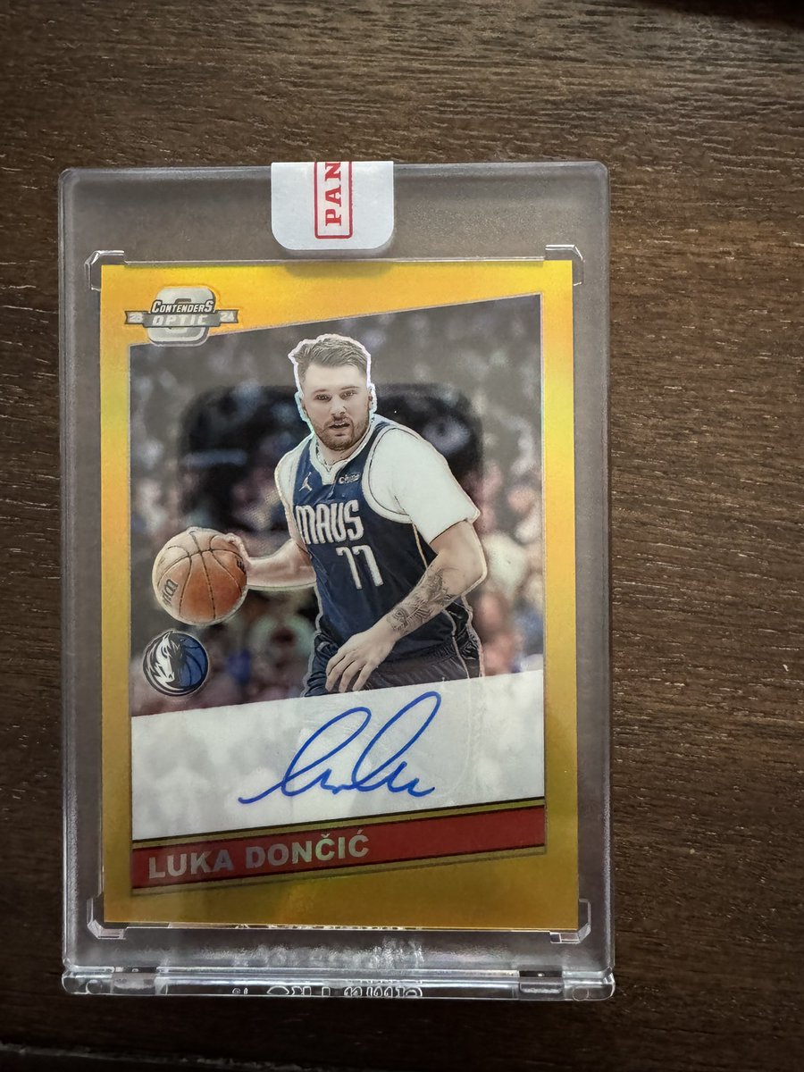 Eize50's tweet photo. @Topps https://t.co/caAyIkQAHo