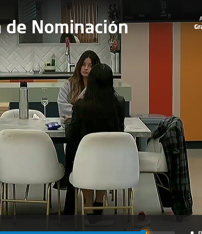 eugenia fulminando con la mirada de odio a luz #GranHermano