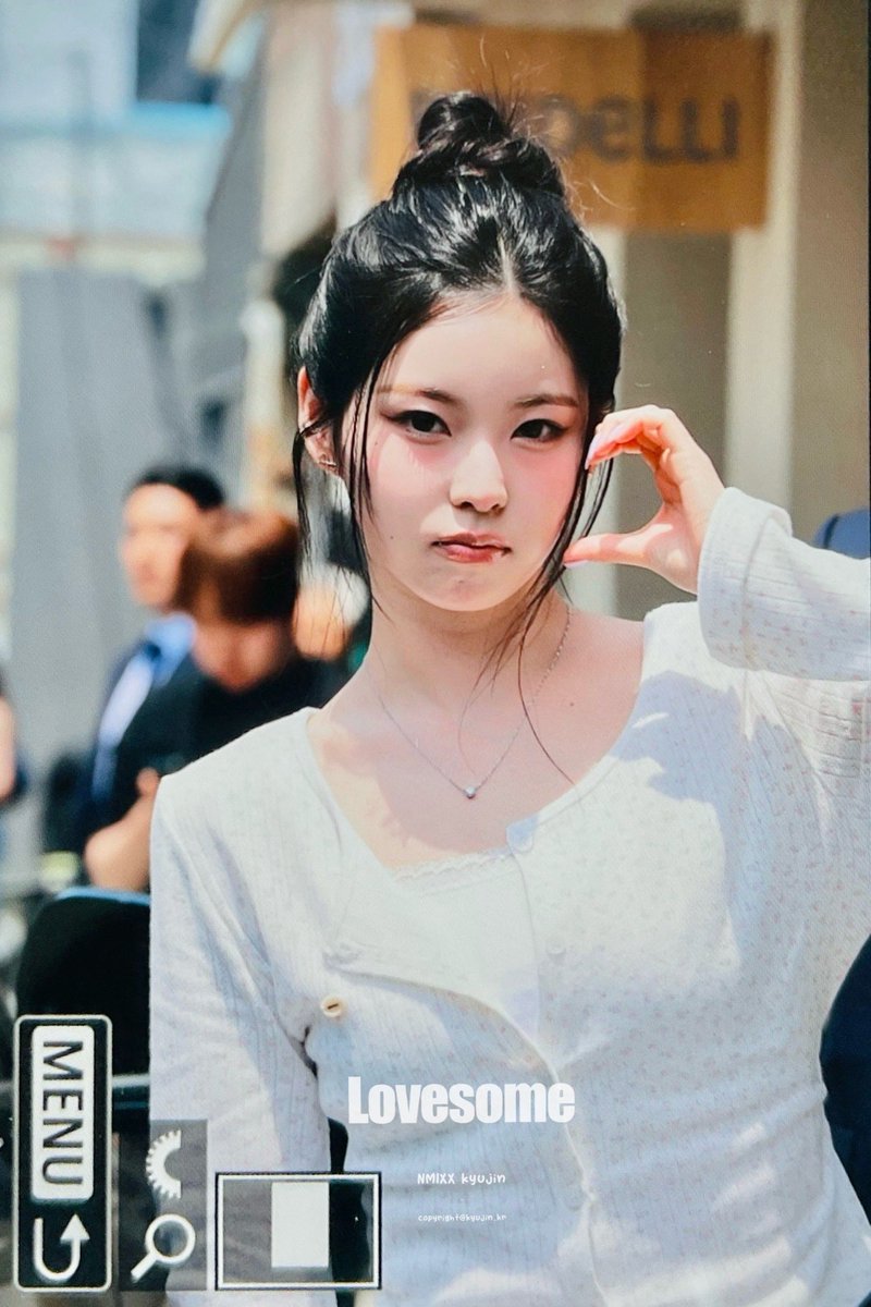 kyujin_kr's tweet photo. 250619 🫧🫧

#NMIXX #엔믹스 #KYUJIN #규진 https://t.co/pVRet7XiEn