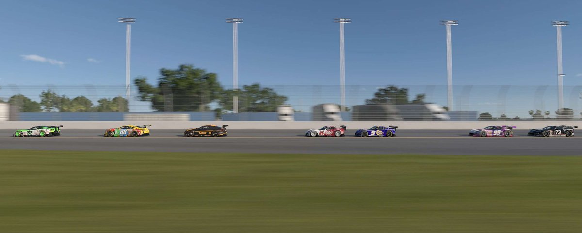 Get a good look at this photo of the field on the Daytona backstretch photo credit <a href="/FNX_DL/">FNX DL</a>