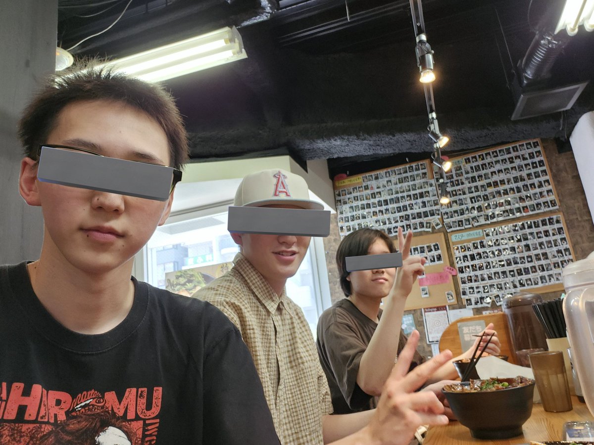 空きコマが被っていた3人で神保町の豚大学豚丼学部に行きました！