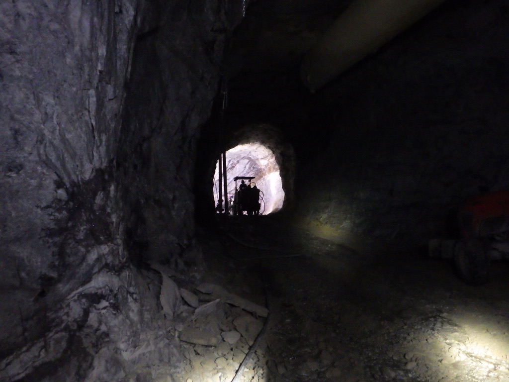 buzbarstow's tweet image. An ATV used for transport underground in the Empire State Mine.
@AtkinsonCenter, @Cornell, @CornellCALS, @CornellEng.