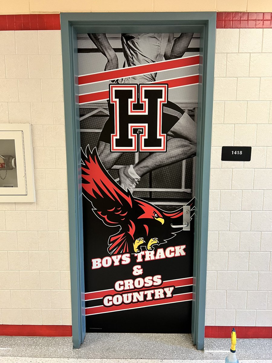 waterboy_Gil's tweet image. Rockwall-Heath HS Boys and Girls Track and Cross Country Doors Complete 💯 our designers @waterboy_tx  knocked it out of the park.. Can’t ever have to much SCHOOL PRIDE!!! 

#WaterboyGraphics #WeBrandBig #WhoisNext #SchoolPride @rockwallschools @RISDAthletics @THSCAcoaches