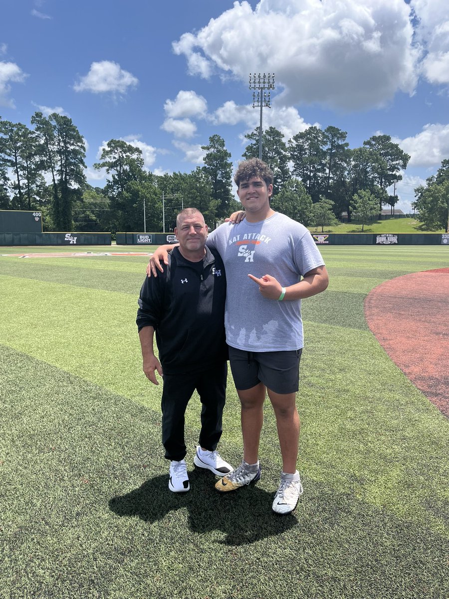 John Como tweet media