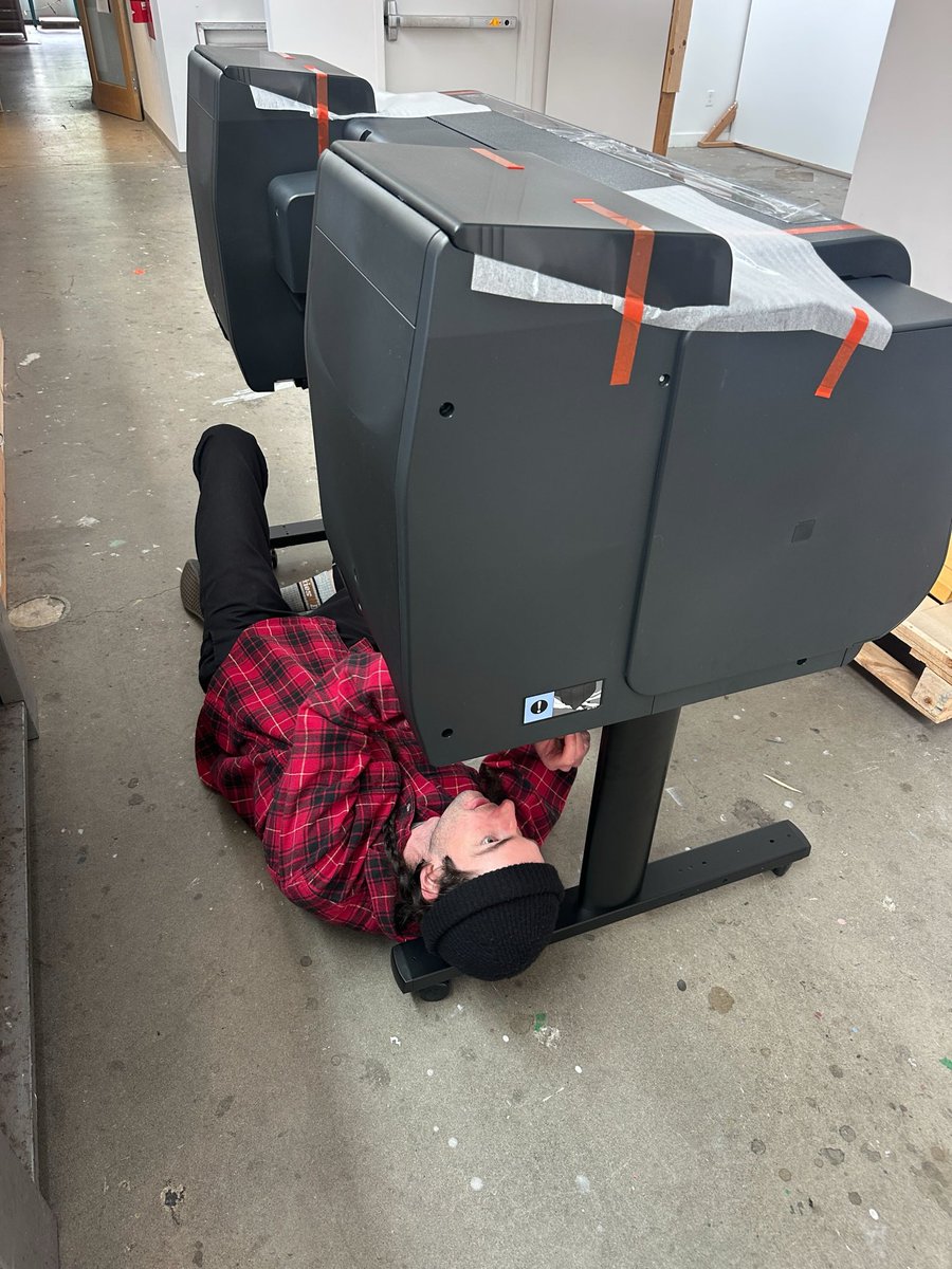 enormousfool's tweet photo. recent reports of Work Being Done https://t.co/EHutjW0idj