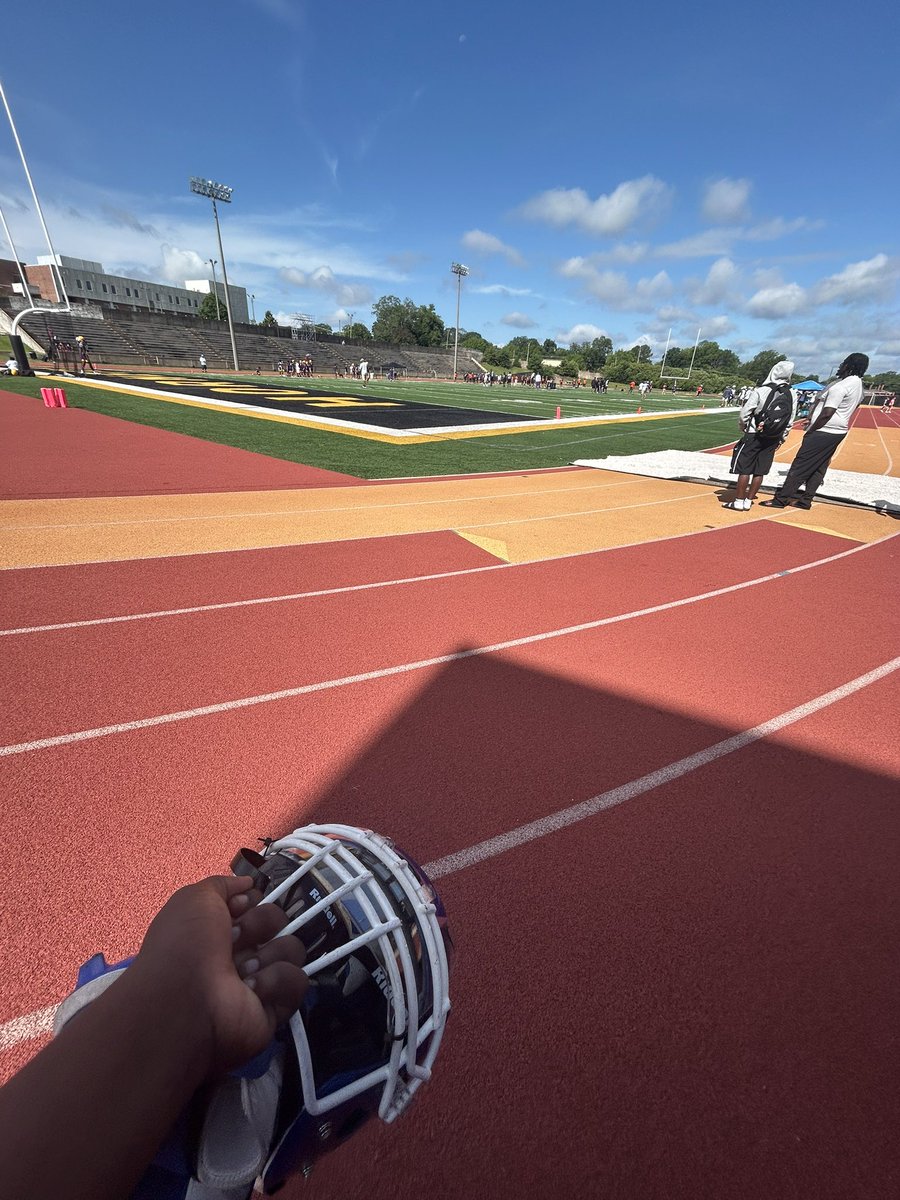 5starbj56's tweet photo. I had so much fun at my first ever college camp in Alabama state university #Blessings #moretocome #focus #asu https://t.co/npjWWNny1d
