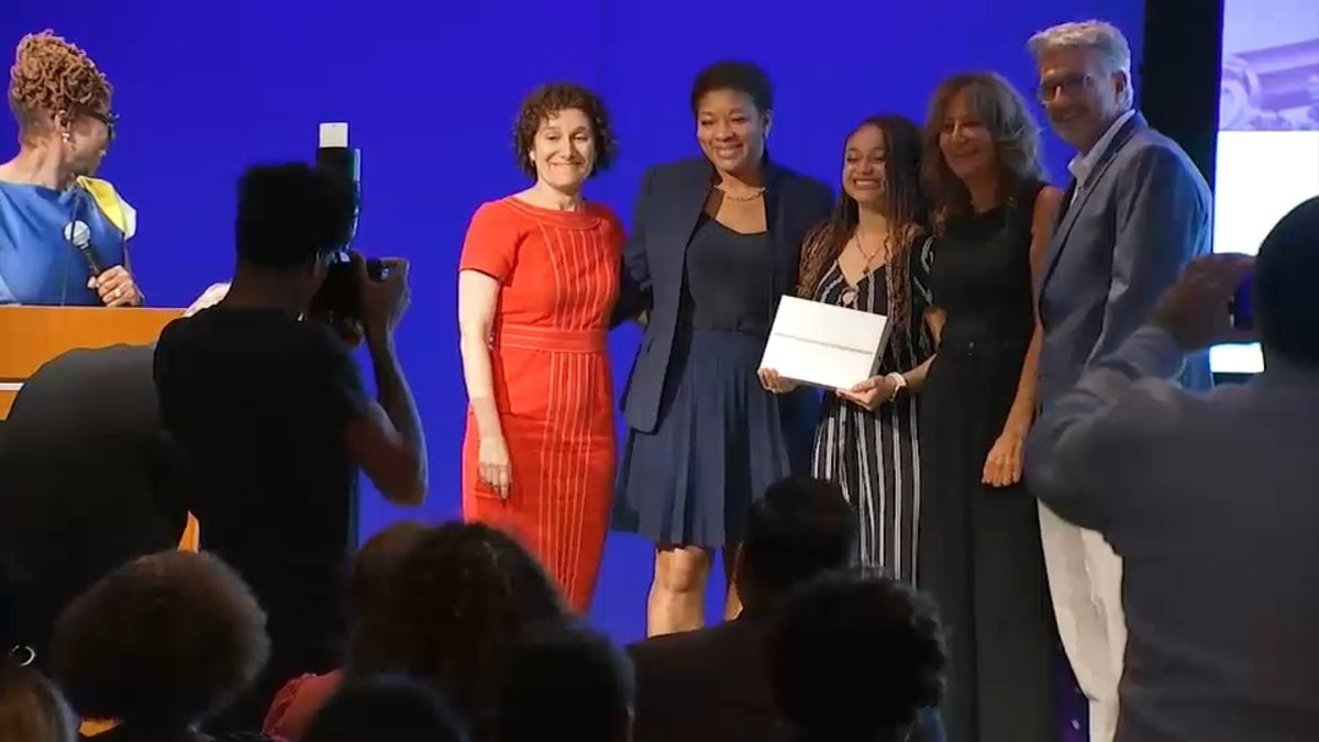 Eyewitness News tweet media