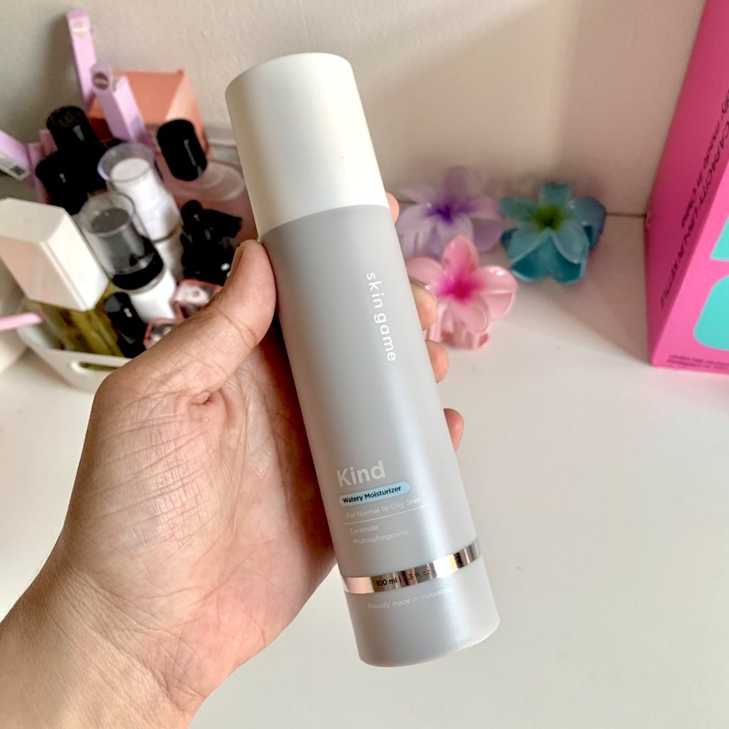 pas pertama kali tau kolesterol bisa bagus buat kulit, rasanya kayak, "HAH?! seriusan?!" mana pas lihat di ingredient list Skin Game Kind Watery Moisturizer

lanjut ya biar gak salah paham lagi soal si kolesterol ini!👇🏻