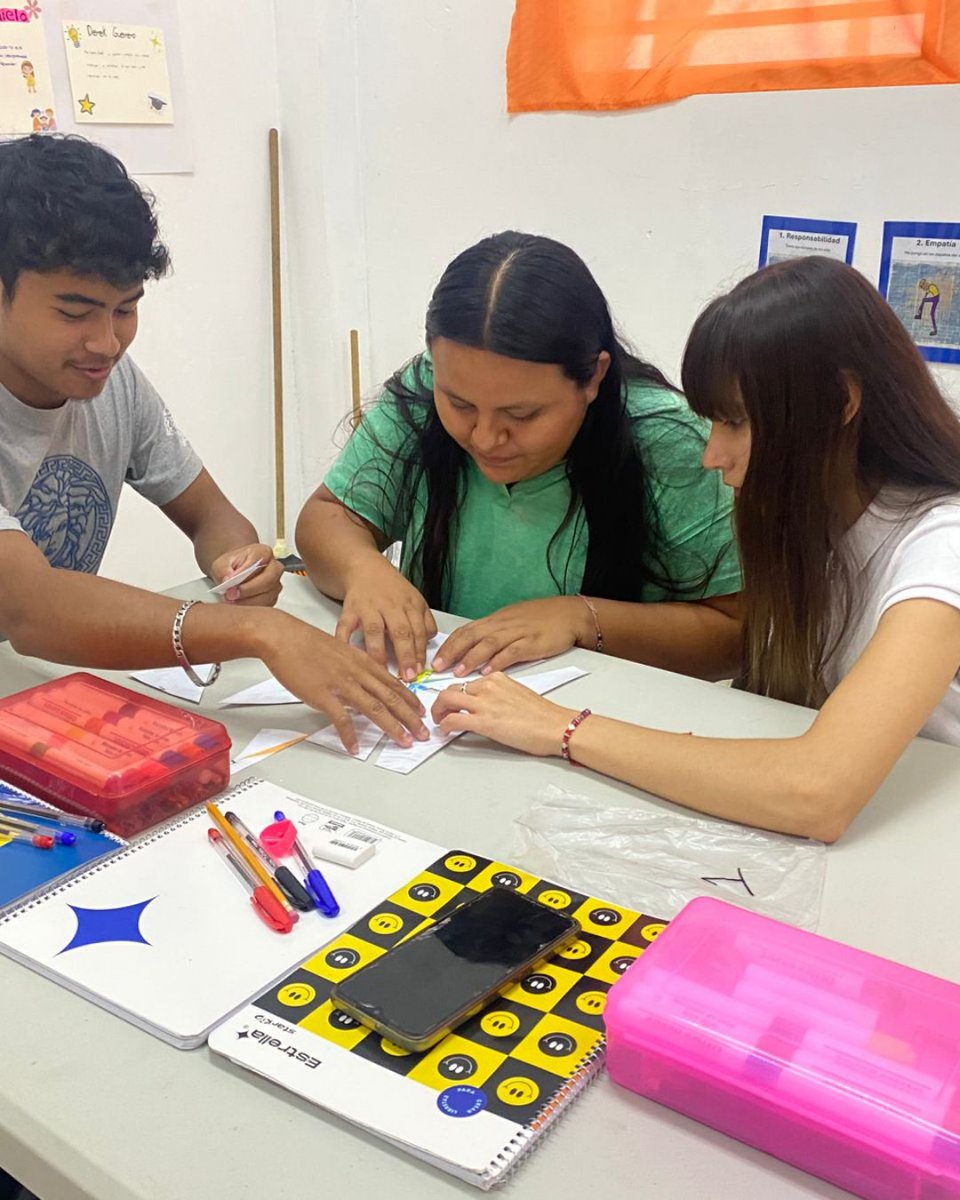 Servicios a la Juventud A.C. (SERAJ) (@serajac) on Twitter photo 🌟 ¡Aquí comienza todo!
Con emoción, Jóvenes con Rumbo en Juárez, N.L. inicia su proceso de Formación Integral, fortaleciendo habilidades clave para la vida y el empleo. 📚💡💼
Gracias <a href="/YouthBuildMx/">YouthBuild México</a> y <a href="/IgualdadNL/">Secretaría de Igualdad e Inclusión de Nuevo León</a> por hacer posible este camino. 🙌
#PorLasJuventudes #SomosSERAJ 🌟 ¡Aquí comienza todo!
Con emoción, Jóvenes con Rumbo en Juárez, N.L. inicia su proceso de Formación Integral, fortaleciendo habilidades clave para la vida y el empleo. 📚💡💼
Gracias <a href="/YouthBuildMx/">YouthBuild México</a> y <a href="/IgualdadNL/">Secretaría de Igualdad e Inclusión de Nuevo León</a> por hacer posible este camino. 🙌
#PorLasJuventudes #SomosSERAJ