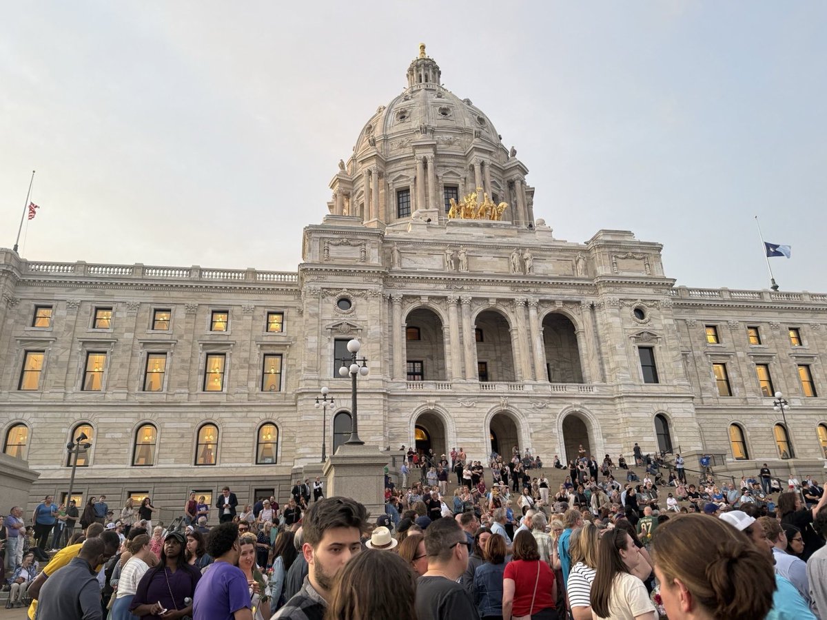 Tonight, thousands of people gathered to remember Melissa and Mark Hortman.

It felt so good to be together. Minnesotans are strong - we will always come together to pray, hold each other, and remember our friends.

One Minnesota. Forever.