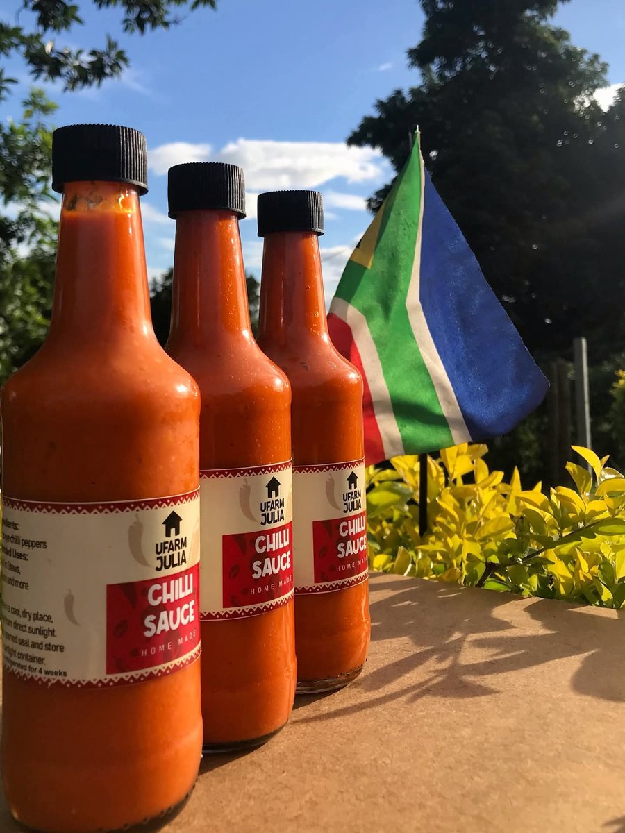 sandileswana's tweet photo. Meet Sinethemba Zwane an organic farmer from Ndwedwe in KZN who produces her own peanut butter called UFarm Julia Organic Peanut Butter available for R45 per jar. She has recently launched her own chilli sauce called UFarm Julia Chilli Sauce. Make her famous.

To place an order kindly WhatsApp 0678885643