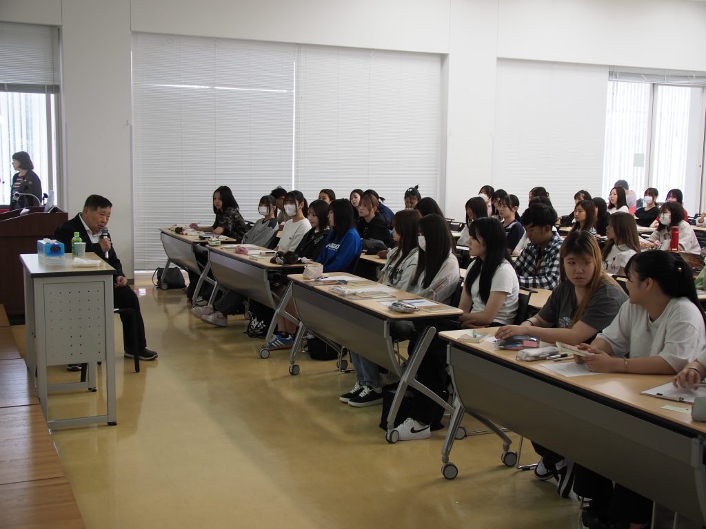 shkpr's tweet image. いわき短期大学で特別講義「幼児教育における横断的な学習の可能性 – エジプト考古学×美術×音楽 – 」開催