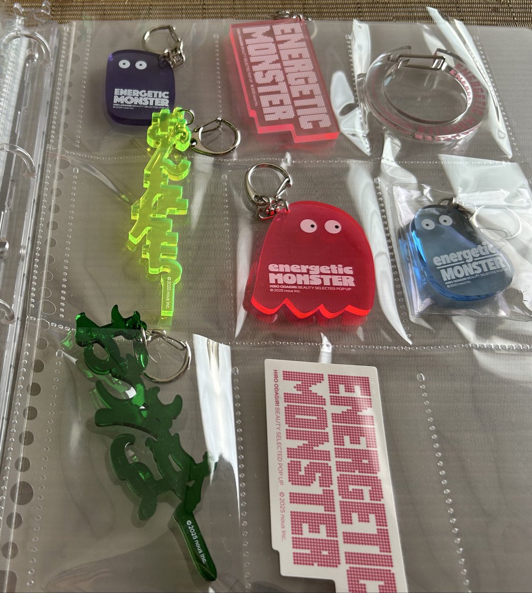 ポップアップイベント ヒロさんグッズ購入品 キーホルダーとステッカー