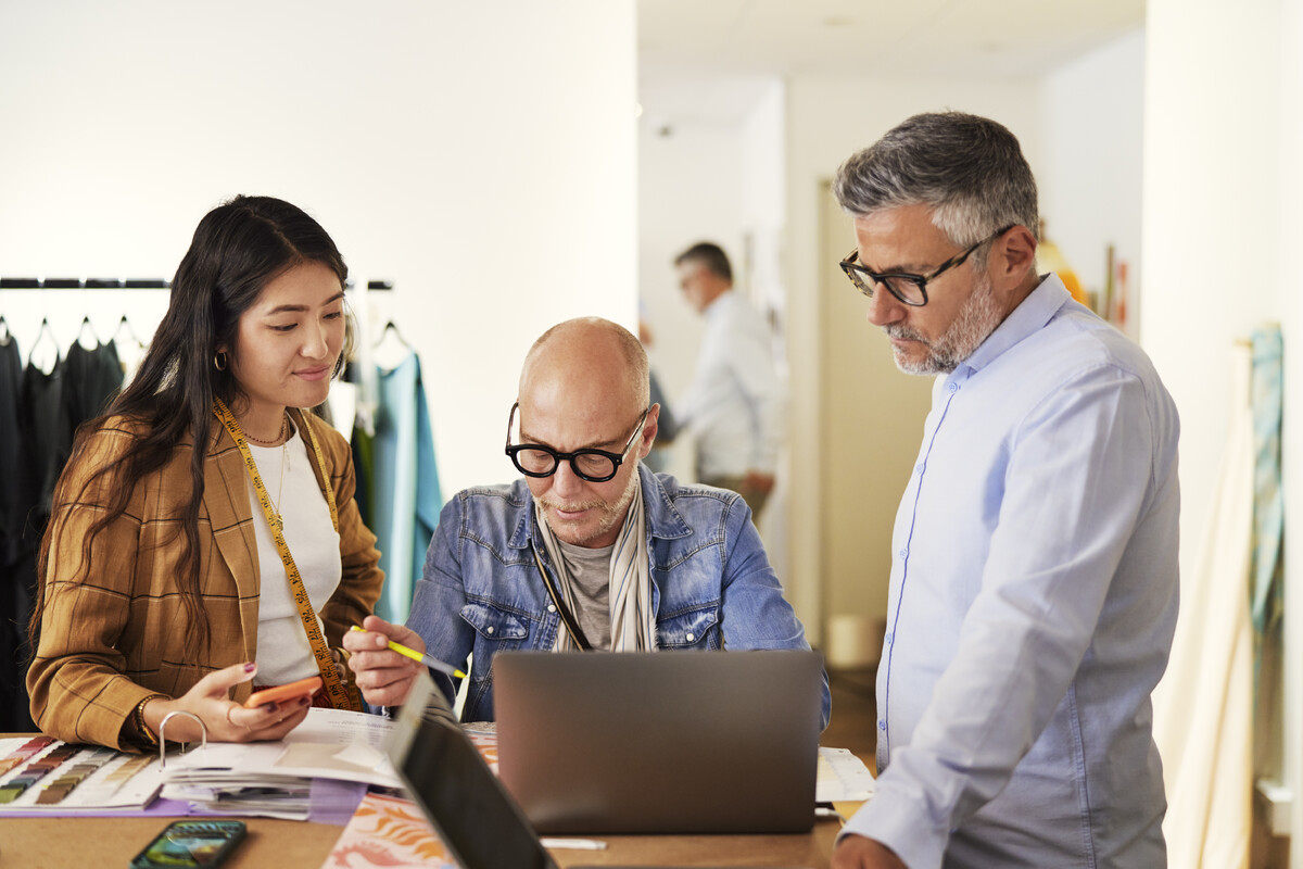 Avantgarde_Int. tweet media