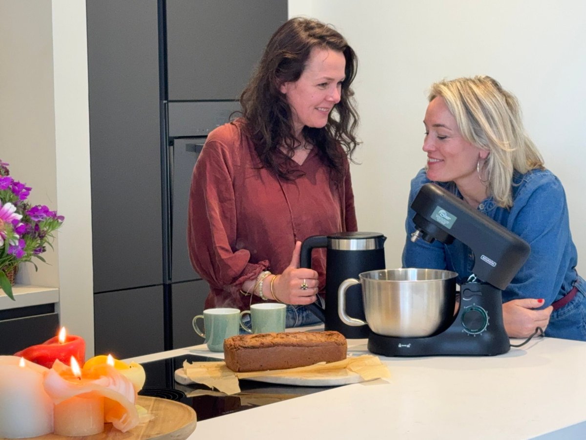 Hoe duurzaam zijn jouw keukenapparaten? ♻️ En waar moet je dan op letten als je bijvoorbeeld een nieuwe keukenmachine nodig hebt? We zoeken het uit én probeerden een duurzaam exemplaar voor je uit. 💚👩‍🍳
hetkanwel.nl/duurzame-keuke…