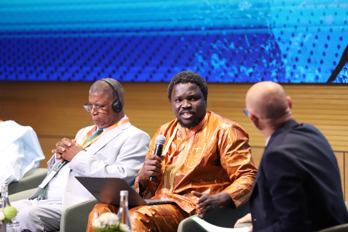 Policy Center for the New South (@policycenterns) on Twitter photo 🔴 <a href="/saitmatty/">Sait Matty Jaw</a>, Executive Director Center for Research and Policy Development, stated that most West Africans view #ECOWAS positively, though opinions in #Gambia are becoming more critical. 🔴 <a href="/saitmatty/">Sait Matty Jaw</a>, Executive Director Center for Research and Policy Development, stated that most West Africans view #ECOWAS positively, though opinions in #Gambia are becoming more critical.