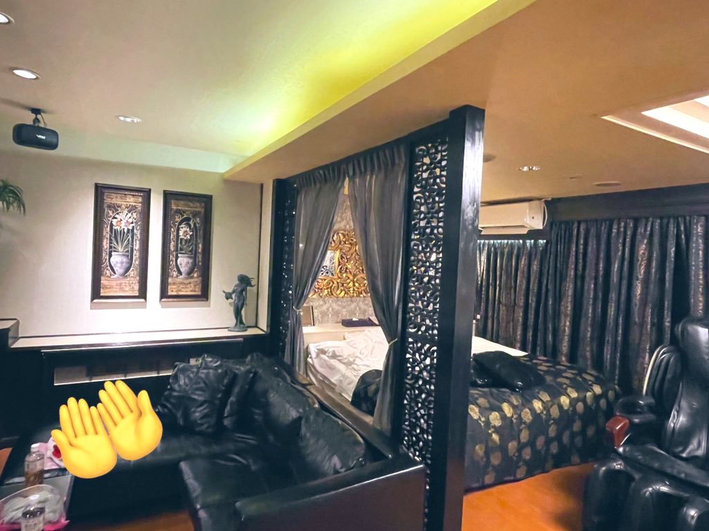 たつきち tweet media