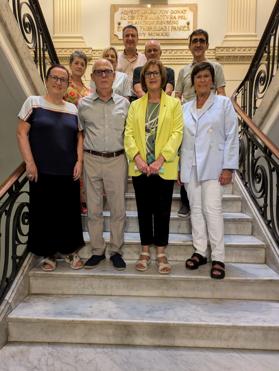 Centre de Lectura (@centredelectura) on Twitter photo ℹ️ L'acompanyaran en la gestió de l'ateneu en els pròxims dos anys Montserrat Aluja, Josep M. Farrés, Mabel Bofarull, Montserrat Amigó, Anna Garriga, Andreu Ferré, Eliseu Bàrcena, Josep Cruset i Carme Just.
#Reus #CLR <a href="/ReusCultura/">Reus Cultura</a> <a href="/AteneusCat/">Federació d'Ateneus de Catalunya</a> ℹ️ L'acompanyaran en la gestió de l'ateneu en els pròxims dos anys Montserrat Aluja, Josep M. Farrés, Mabel Bofarull, Montserrat Amigó, Anna Garriga, Andreu Ferré, Eliseu Bàrcena, Josep Cruset i Carme Just.
#Reus #CLR <a href="/ReusCultura/">Reus Cultura</a> <a href="/AteneusCat/">Federació d'Ateneus de Catalunya</a>