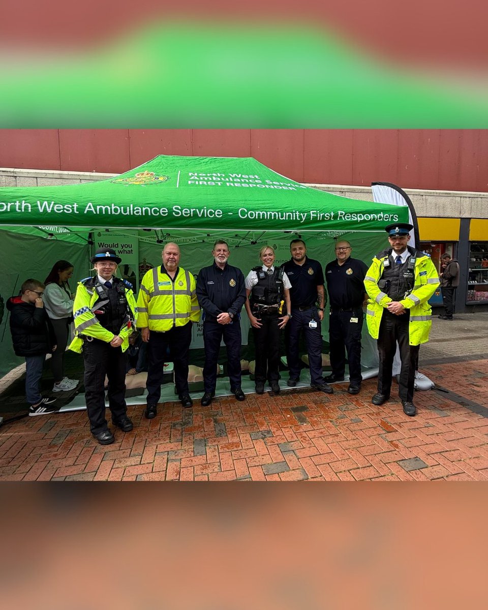 NWAmbulance's tweet photo. Let’s show some love to our #TeamNWAS colleagues who have been out and about recently supporting our local community 💚 https://t.co/RSyrnnRRAE