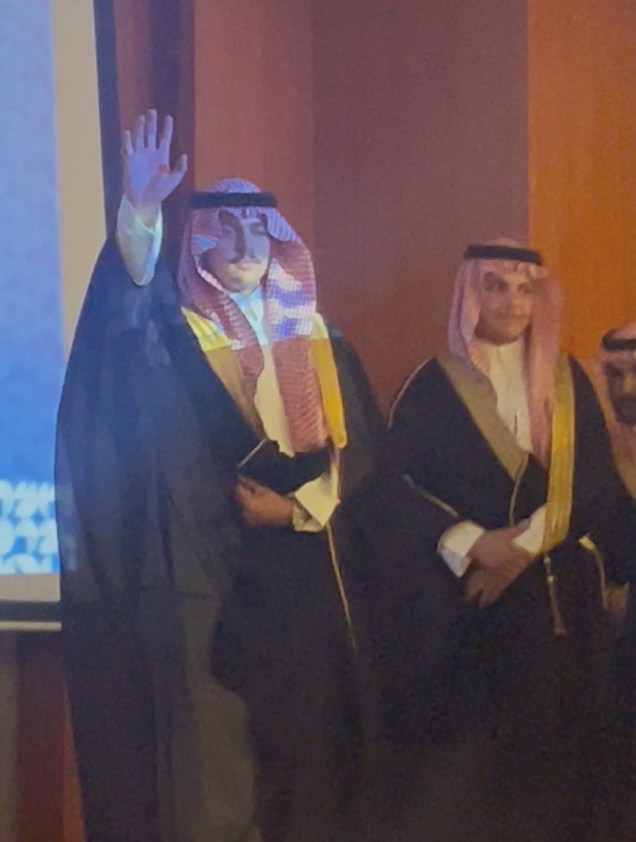 Ha42yd's tweet photo. الحمدلله رب العالمين تخرج قرة عيني. ولدي الصغير  محمد من الثانويه العامه وعقبال  فرحتنا بتخرّجه من الجامعة يارب  ❤️ الله يحفظ اولادي يارب https://t.co/FC5lI4KDfc