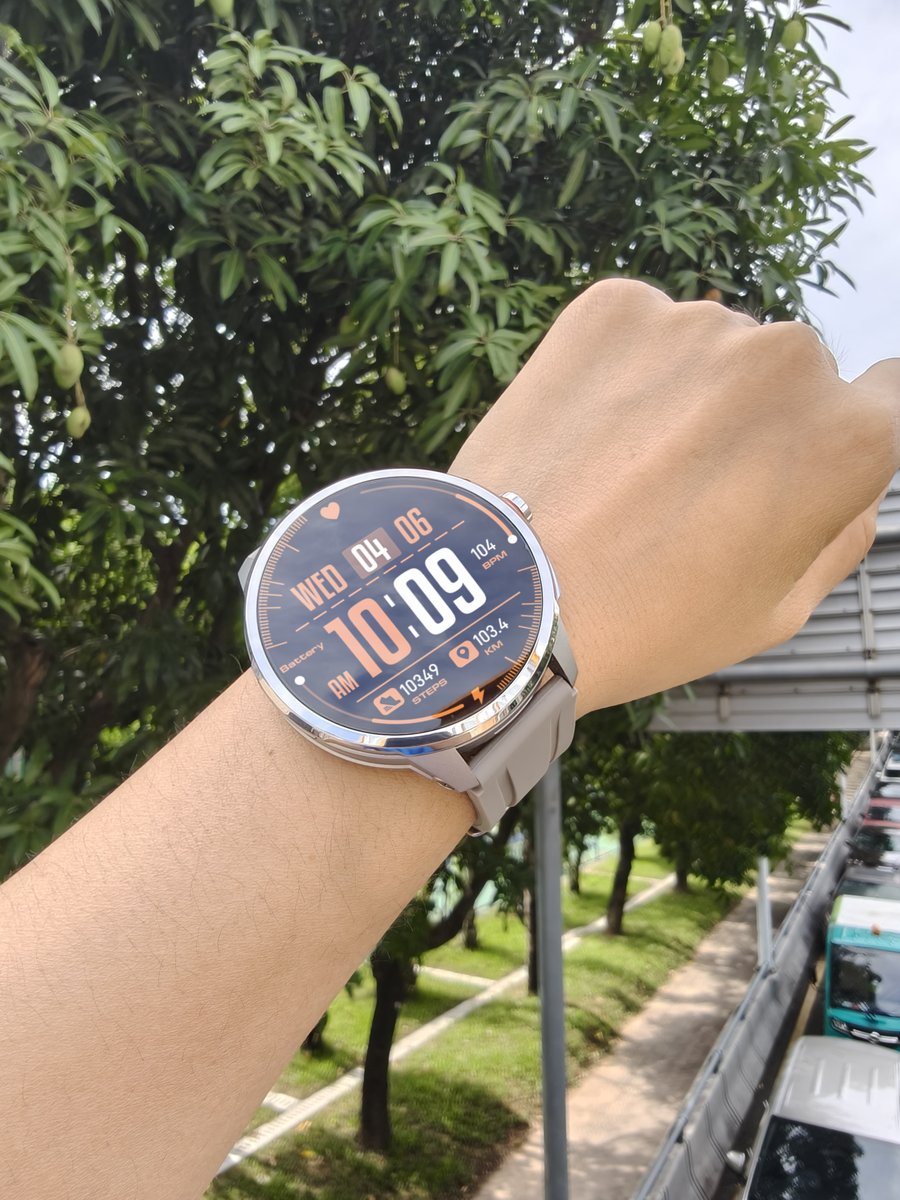 Rogbid_Official's tweet photo. Biggest deal yet on the #ModelR2Ultra!
Join the #Rogbid618 #Summersale—Add to cart and apply code 10%OFF to unlock huge savings on our 4G Android smartwatch! 😍
Model R2 Ultra: https://t.co/ablNO9Ig2L
#4g #smartwatch #smartphone #game #tech #Android #design #fashion #Deals https://t.co/Vv9mjiOoXI