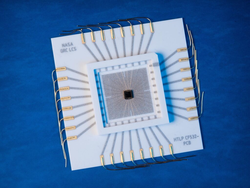 The #UniversityofMichigan has been awarded significant funding to advance heat-tolerant #SiC #semiconductors from lab to fab. powerelectronicsnews.com/heat-resistant…