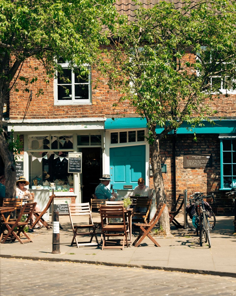 Sunshine, cobbled streets, and cafés are calling your name ☀️

Nothing says a summer adventure in York quite like a leisurely al fresco lunch beneath the trees 🌳

Soak up the charm and make every moment count. 
Plan your visit now: visityork.org