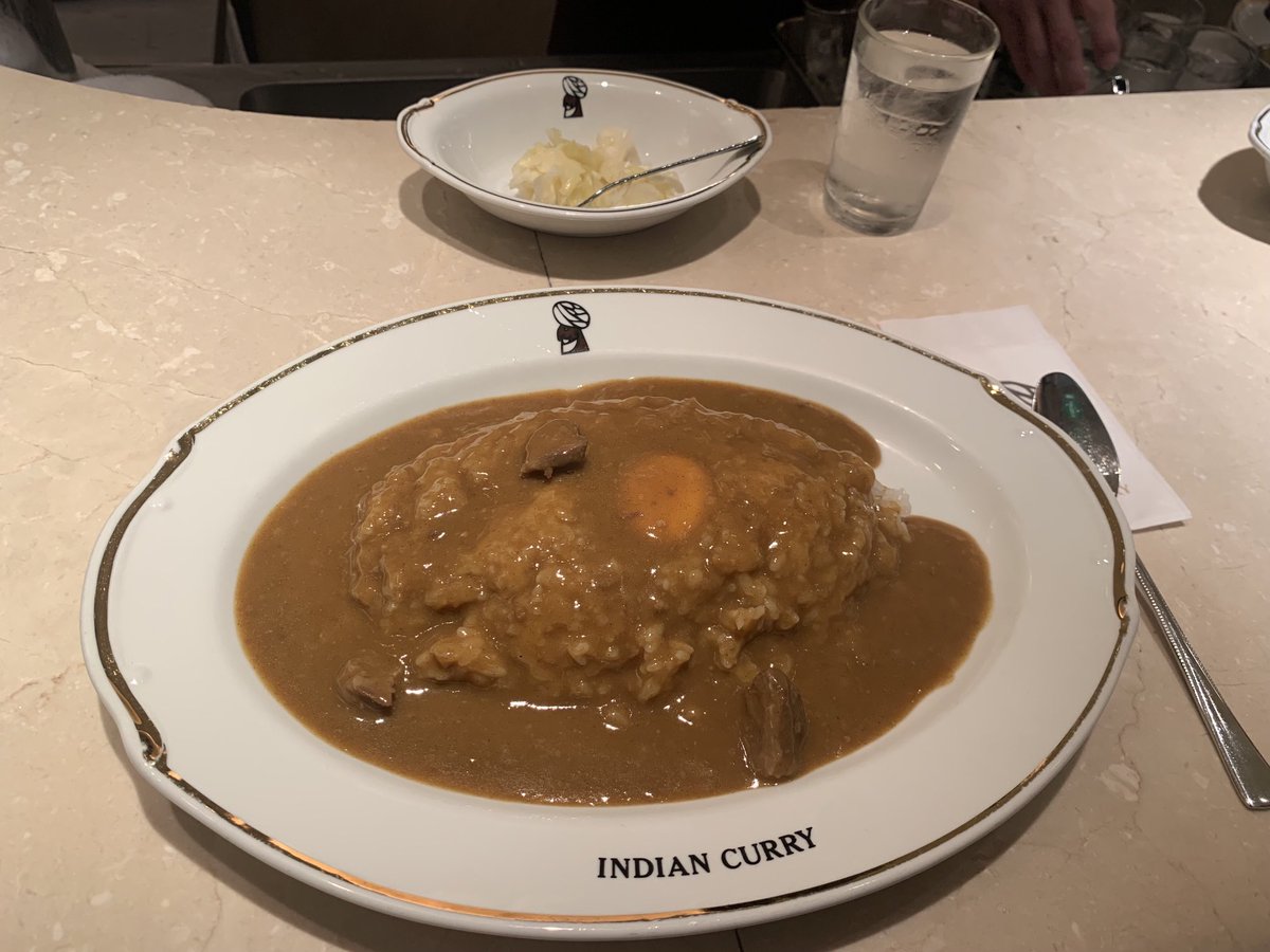 空梅雨、暑いけれどカレー
ルー大盛り卵乗せ、やっぱりくせになりますインディアンカレー😋
#カレーライス　#グルメ　#関西　#美味しい