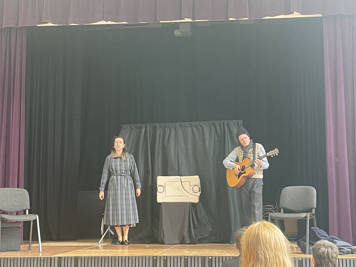 Gàidhlig aig Àrd-sgoil Uallais (@whsgaelic) on Twitter photo Mòran taing do <a href="/fngaidheal/">Fèisean nan Gàidheal</a> airson tadhal oirnn an-dè leis an dealbh-chluich aca 'Cà' deach a' Chlach?' Chòrd e rinn gu mòr agus abair cothrom a bh' ann airson ionnsachadh mu dheidhinn Clach-chrùnaidh na h-Alba tro mheadhan na Gàidhlig! 😃
#Gàidhlig #Gaelic #Cleachdi Mòran taing do <a href="/fngaidheal/">Fèisean nan Gàidheal</a> airson tadhal oirnn an-dè leis an dealbh-chluich aca 'Cà' deach a' Chlach?' Chòrd e rinn gu mòr agus abair cothrom a bh' ann airson ionnsachadh mu dheidhinn Clach-chrùnaidh na h-Alba tro mheadhan na Gàidhlig! 😃
#Gàidhlig #Gaelic #Cleachdi