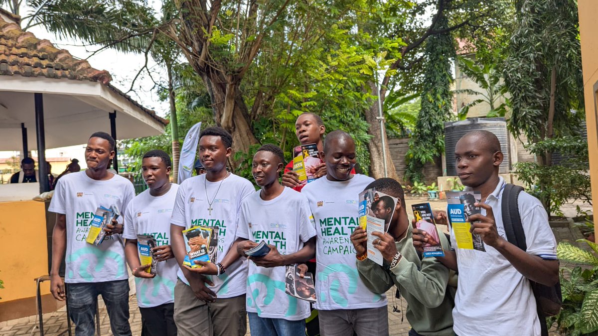 BasicNeeds_KE's tweet photo. The students are receiving individual &amp; group counselling with discussions around common stressors that affect their mental wellbeing such as financial challenges and relationships and how to overcome poor coping mechanisms such as drugs &amp; substance abuse &amp; risky sexual behaviour https://t.co/6g2f3owPRc