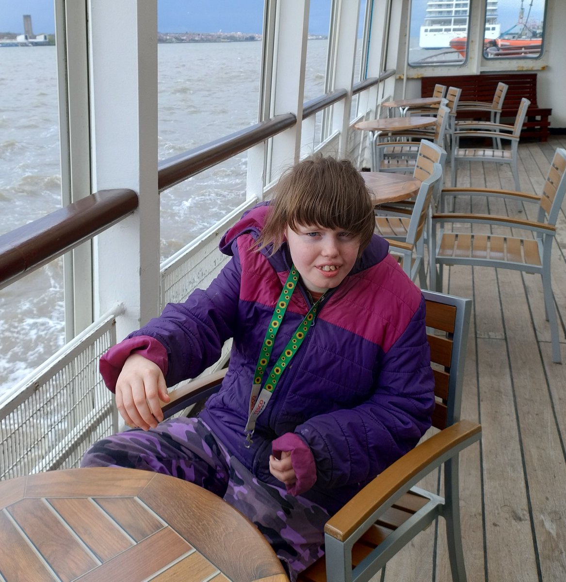 MFT_Research's tweet image. “This could help improve quality of life for other children and young people and find out what it is that makes them unique.”🌟
On #RareChromoDay, read how Rose was diagnosed with a new genetic condition discovered by @MFTnhs researchers: research.cmft.nhs.uk/news-events/ma…
@Unique_charity