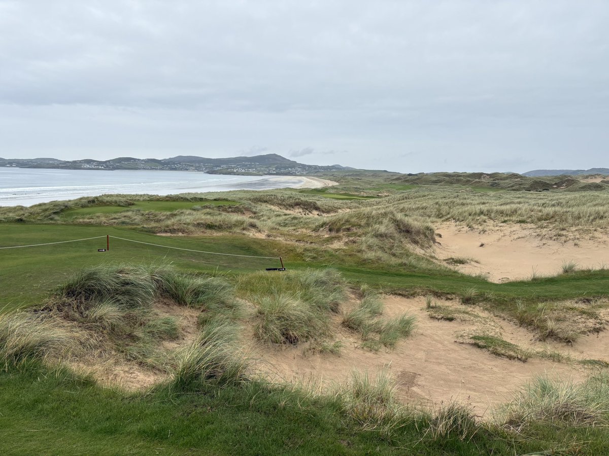 Day 4 was a wild ride at Doak’s relatively new St Patrick’s Links. So much fun and exactly what you’d expect from Doak. Fantastic routing, great bunkering and stunning green complexes! An absolute must play when in N Ireland! <a href="/nigolftours/">NI Golf Tours</a> <a href="/LinksNation/">LinksNation</a> <a href="/MattGinella/">Matt Ginella</a>