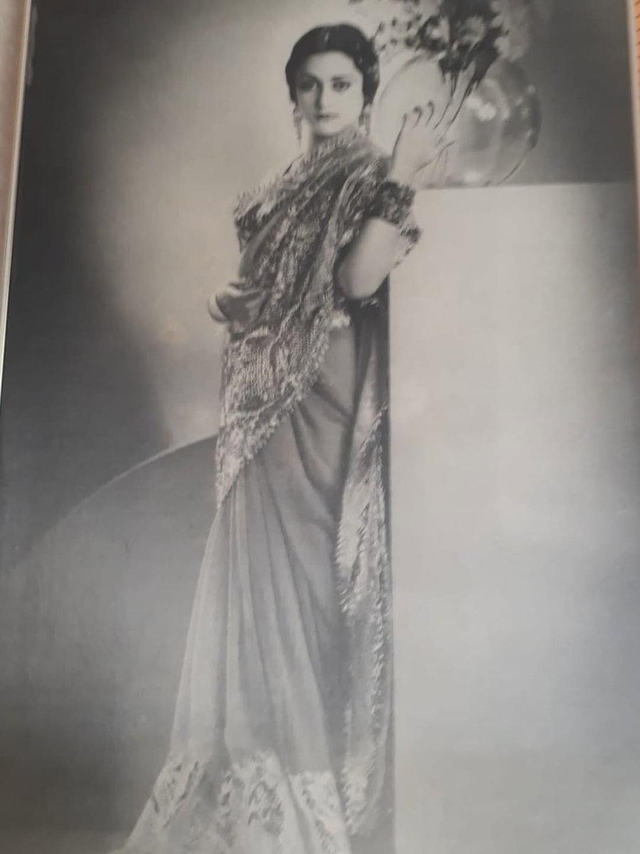 Calcutta_Times's tweet image. Veteran actor Saira Banu fondly remembered her late mother, Naseem Banu, in a heartfelt tribute, describing her as Indian cinema’s first female superstar and a constant source of inspiration.

#SairaBanu #NaseemBanu #GoldenEra #CinemaIcons #LegacyOfGrace #IndianCinema