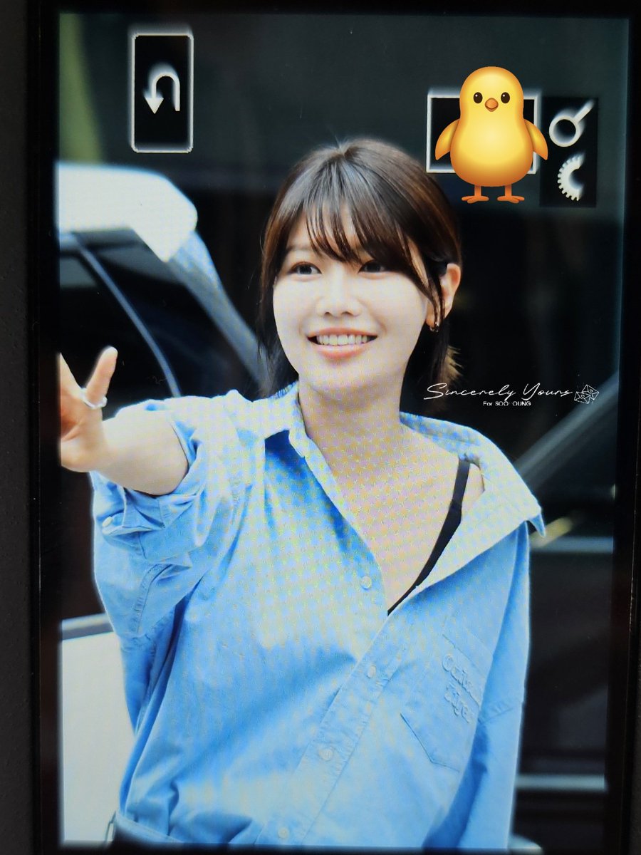 SincerelySY210's tweet photo. 250619 수영 브랜드행사 퇴근🩷
오늘도 고생했셩 📷💃
#수영 #최수영 #SOOYOUNG #choisooyoung #sooyoungchoi @sychoiofficial https://t.co/Eap5H5KfFy