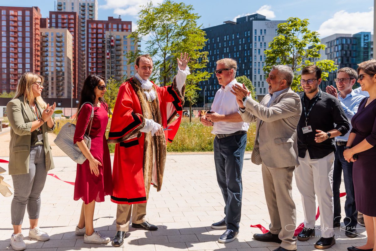 It’s officially open! ✂️

Thrilled to unveil Union Park North with <a href="/QuintainLtd/">Quintain</a> — a vibrant new space where friendships will blossom and dreams take root.

📸 <a href="/amandarosephoto/">Amanda Rose 🕊️🎗️🧡</a>