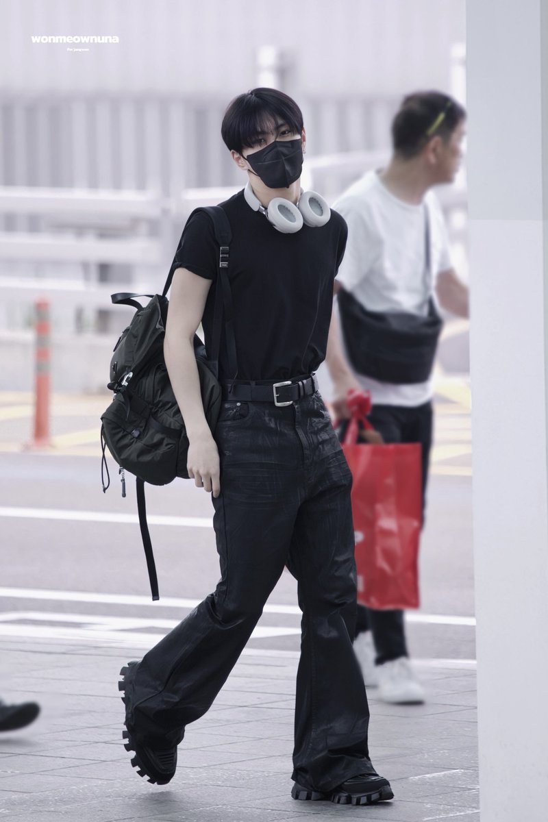 wonmeownuna's tweet photo. 250619 ICN✈️

#엔하이픈 #ENHYPEN
#양정원 #정원 #JUNGWON #ジョンウォン https://t.co/x694UKxrWx