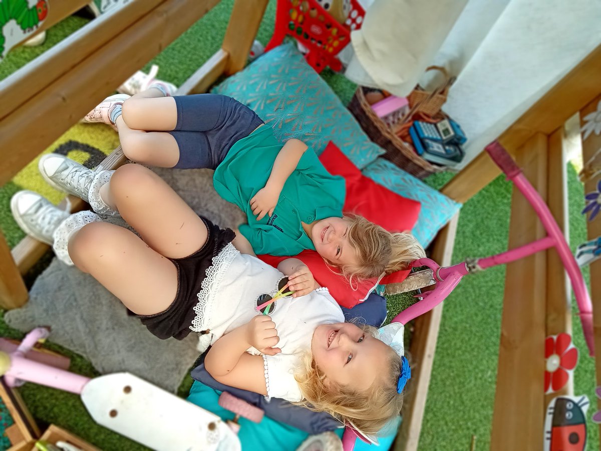 BoughtonHeath's tweet photo. Reception outdoor learning #lovetolearn #eyfs https://t.co/lWpiEwkkJY