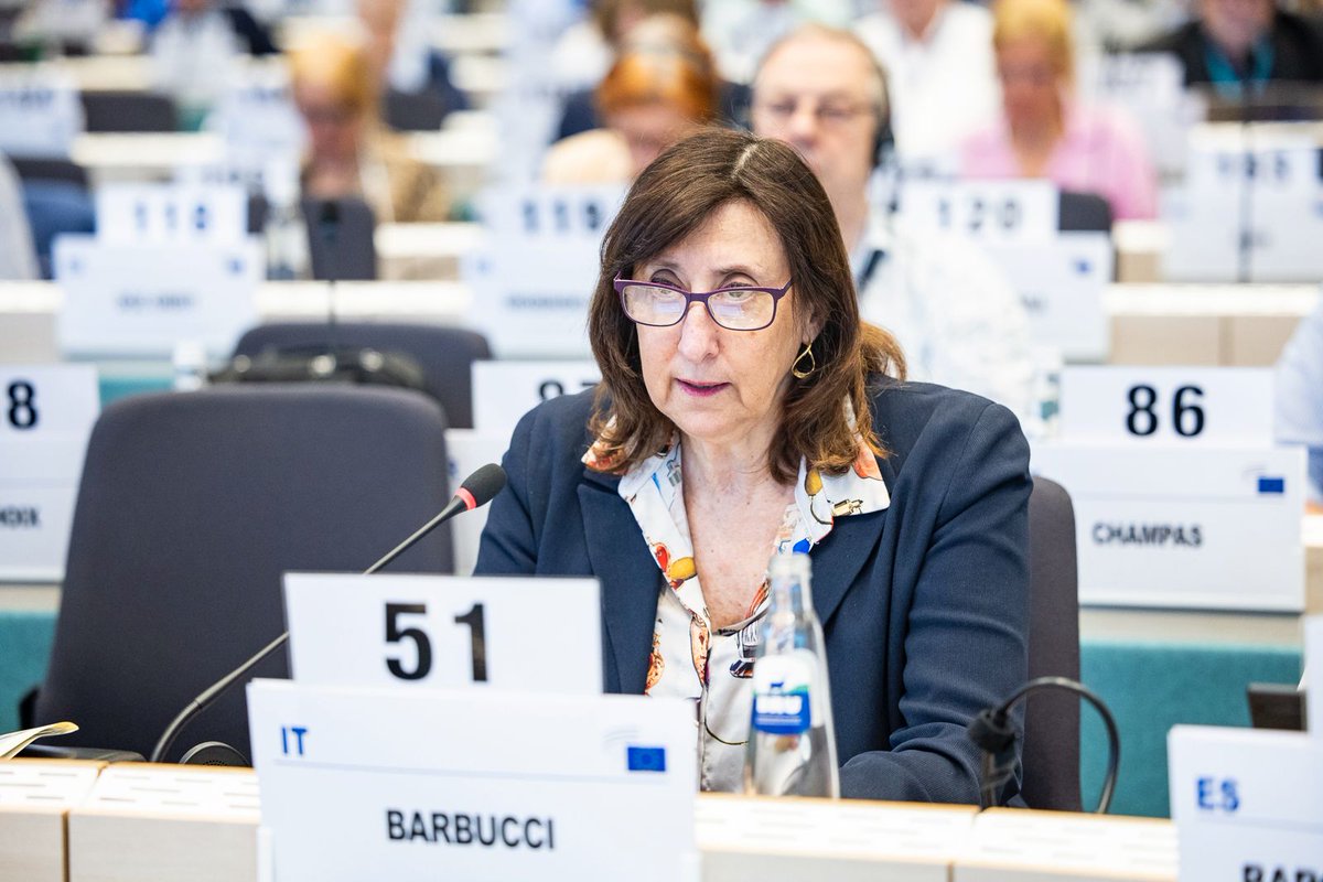 Workers' Group EESC (@workerseesc) on Twitter photo "We need a cultural paradigm shift to eliminate stereotypes. The roadmap needs to be lined up with grassroots policies to make sure it has an impact on relevant policies at the national and local levels"
<a href="/giuliabarbucci/">Giulia Barbucci</a>, member of <a href="/WorkersEESC/">Workers' Group EESC</a> at the #EESCPlenary "We need a cultural paradigm shift to eliminate stereotypes. The roadmap needs to be lined up with grassroots policies to make sure it has an impact on relevant policies at the national and local levels"
<a href="/giuliabarbucci/">Giulia Barbucci</a>, member of <a href="/WorkersEESC/">Workers' Group EESC</a> at the #EESCPlenary