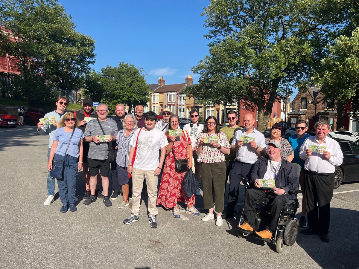 Big turnout last night for our 🌹<a href="/LiverpoolLabour/">Liverpool Labour</a> Local candidate 🌞Conner Campbell for Liverpool Sefton Ward by-election - Conner will be representing the views of local people to ensure the community gets the right services, listening to residents concerns #LabourDoorStep