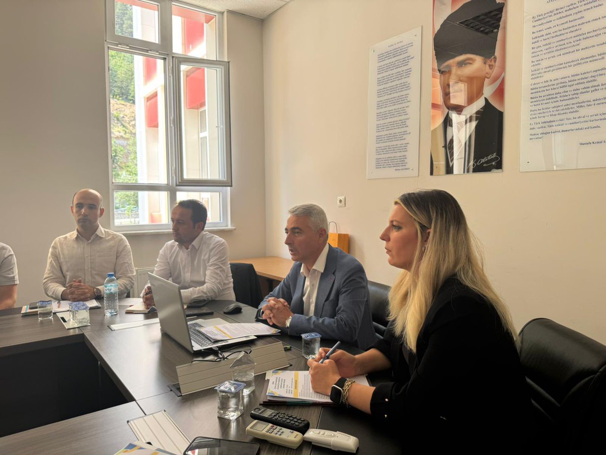 Eğirdir İlçe Milli Eğitim Müdürlüğü (@egirdirmem) on Twitter photo İlçe Millî Eğitim Müdürümüz Sayın Necdet EROL’un başkanlığında Prof. Dr. Turan Yazgan Anadolu Lisesi toplantı salonunda 2024-2025 eğitim öğretim yılı ikinci dönem sonu ilçe okul müdürleri toplantısı gerçekleştirildi.
<a href="/tcmeb/">Millî Eğitim Bakanlığı</a> <a href="/ispartamem/">Isparta İl Millî Eğitim Müdürlüğü</a> <a href="/recai_ocak/">Recai Ocak</a> <a href="/egirdirkymkmlik/">Eğirdir Kaymakamlığı</a> İlçe Millî Eğitim Müdürümüz Sayın Necdet EROL’un başkanlığında Prof. Dr. Turan Yazgan Anadolu Lisesi toplantı salonunda 2024-2025 eğitim öğretim yılı ikinci dönem sonu ilçe okul müdürleri toplantısı gerçekleştirildi.
<a href="/tcmeb/">Millî Eğitim Bakanlığı</a> <a href="/ispartamem/">Isparta İl Millî Eğitim Müdürlüğü</a> <a href="/recai_ocak/">Recai Ocak</a> <a href="/egirdirkymkmlik/">Eğirdir Kaymakamlığı</a>