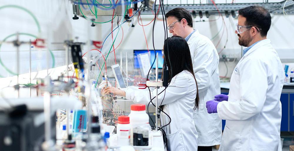 📲Publicamos la resolución provisional de la convocatoria 2024 de ayudas Ramón y Cajal. 

✅Destinamos hasta 131 M€ a 494 contratos de investigación postdoctorales.

🗣️<a href="/DianaMorantR/">Diana Morant</a>: “Son los contratos de este tipo más prestigiosos de España”.

ciencia.gob.es/Noticias/2025/…