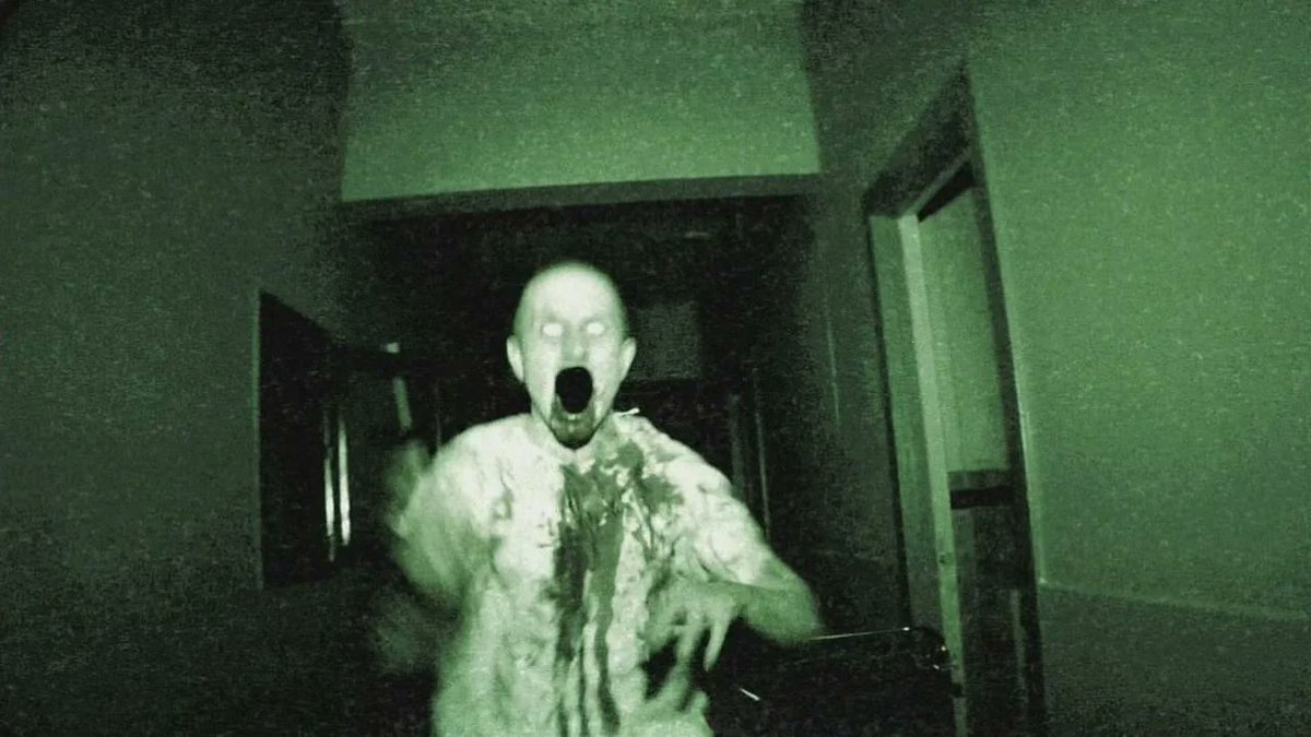 Cuando se estrenó en 2011, #GraveEncounters se convirtió en toda una revolución viral. Pero nadie se planteó que tal vez no fuese solamente una película de ficción extremadamente realista... Descubrid la verdad en #GraveEncounters2.

Más fantasmas: shadowz.es/content/grave-…