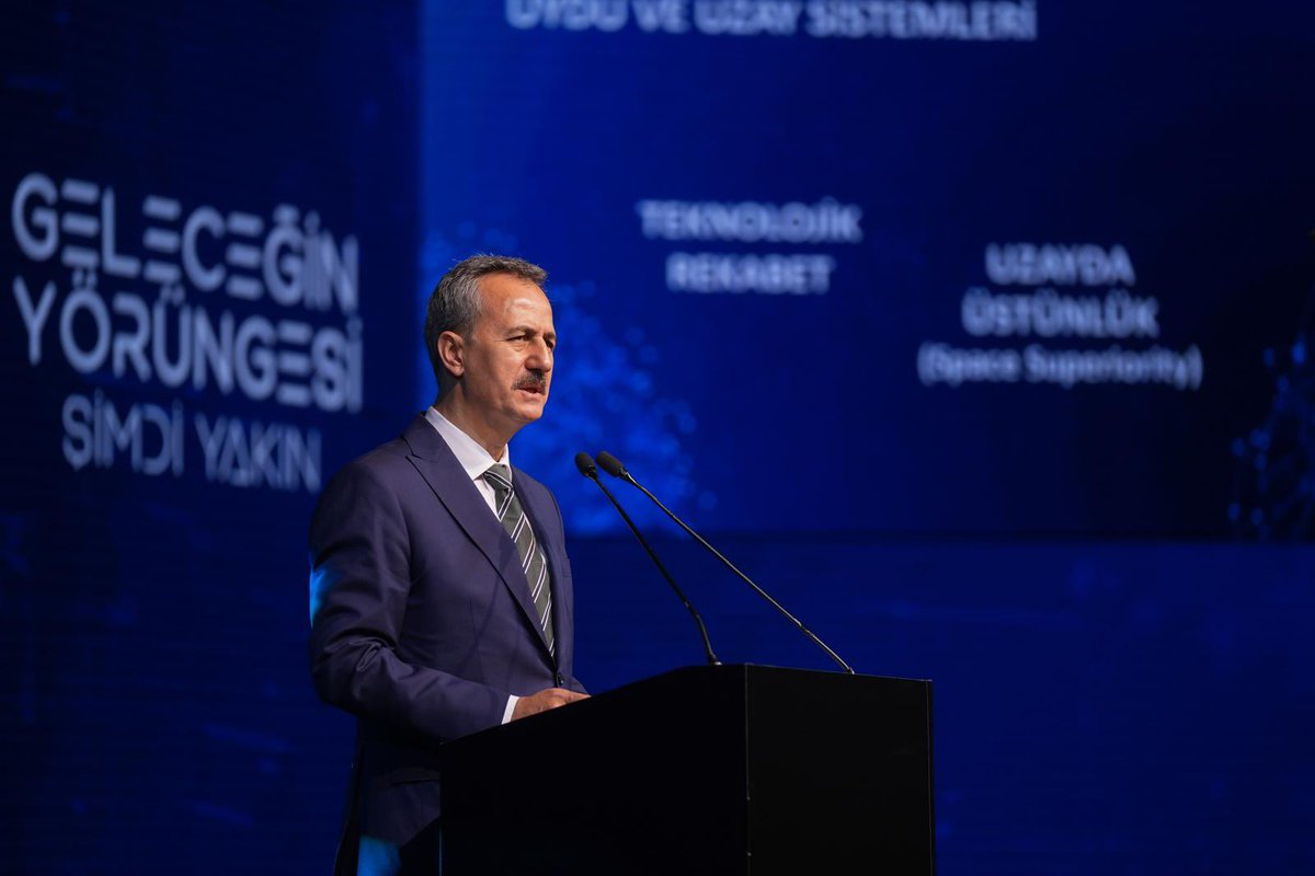 ULAK Haberleşme olarak, Türksat’ın ev sahipliğinde Ankara’da düzenlenen Bağlantısallığın Yeni Çağı Forumunda yerimizi aldık.
T.C. Ulaştırma ve Altyapı Bakanımız Sn. Abdulkadir Uraloğlu, T.C. Sanayi ve Teknoloji Bakanımız Sn. Mehmet Fatih Kacır ile T.C. Savunma Sanayii Başkanımız